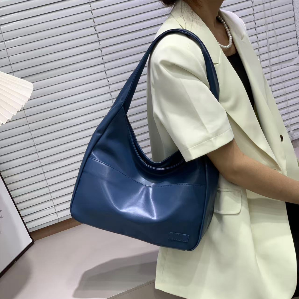 Lilya | Hobo Bag