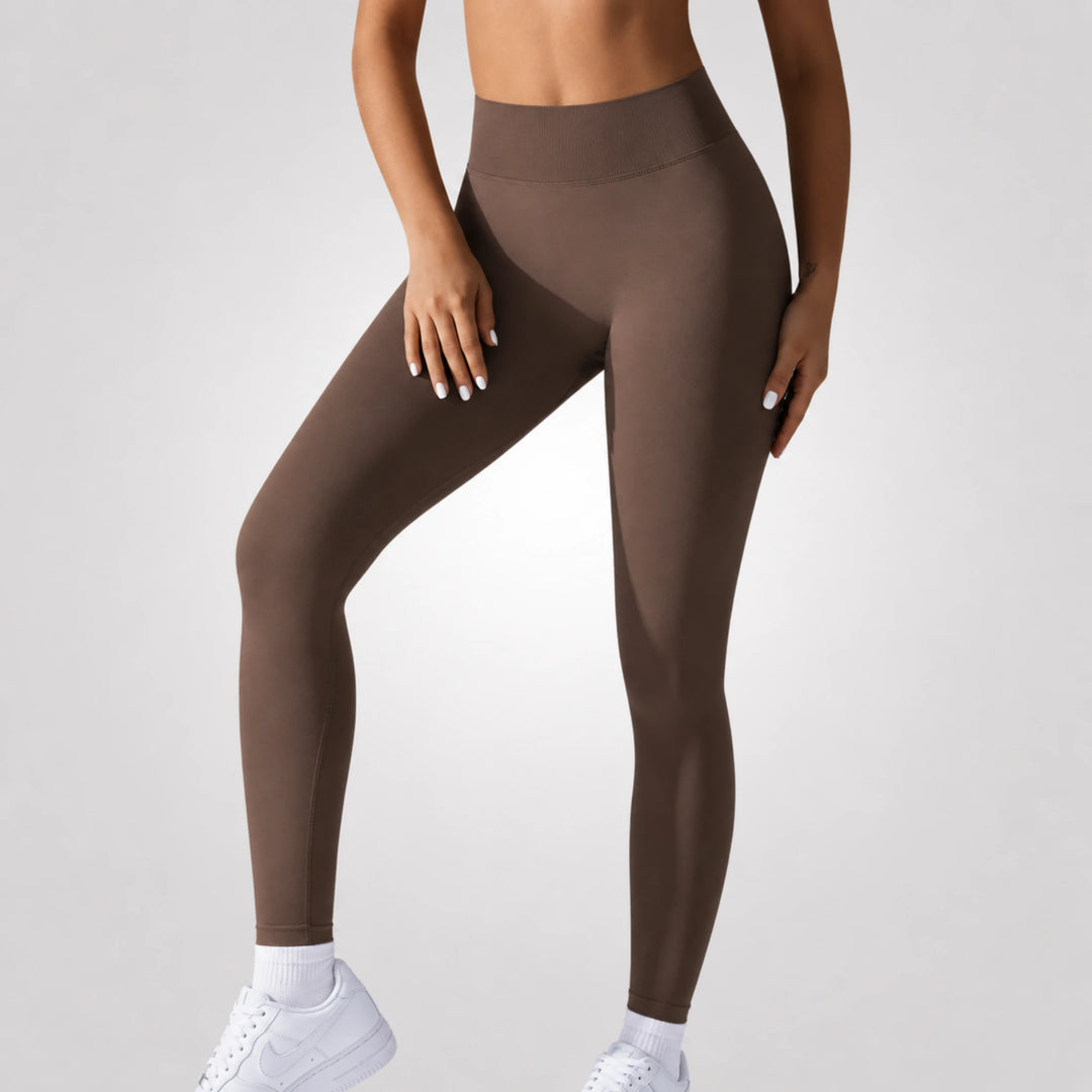 Aria — V-Scrunch Curve Legging
