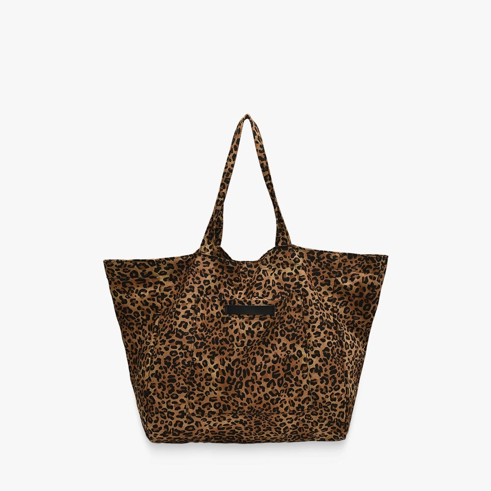 Juna leopard print nylon tote bag in Brown Leopard