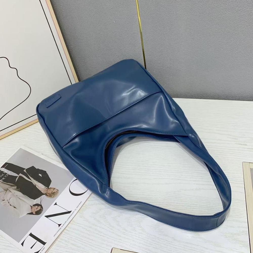 Lilya | Hobo Bag